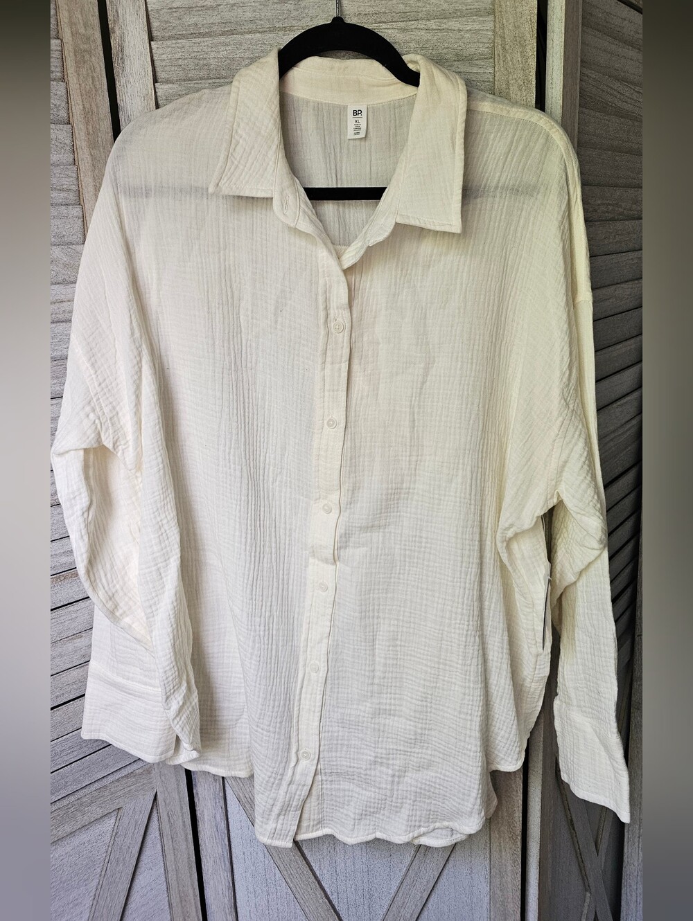 NWT BP. Ivory Textured Cotton Button-Down Shirt